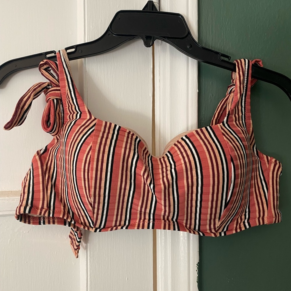 Square Neck Shoulder Tie Underwire Bikini Top 34D